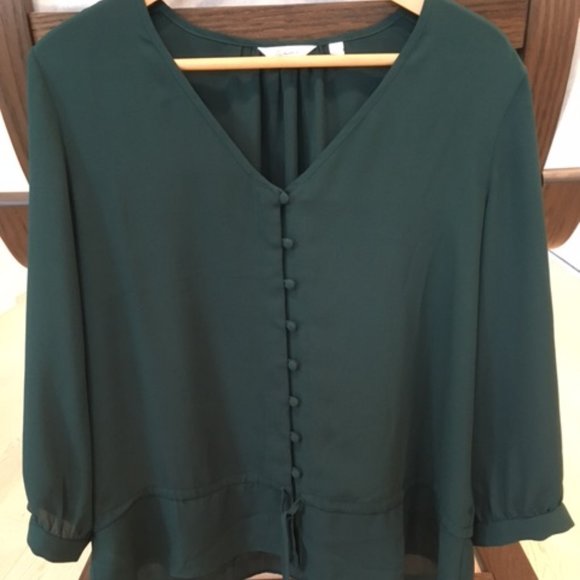 Reitmans Tops - Flowy Blouse - Deep Green